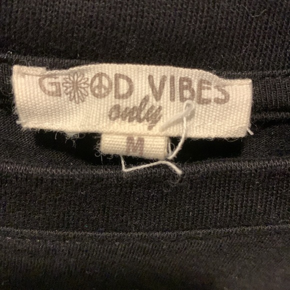 Rose tee - Picture 3 of 4